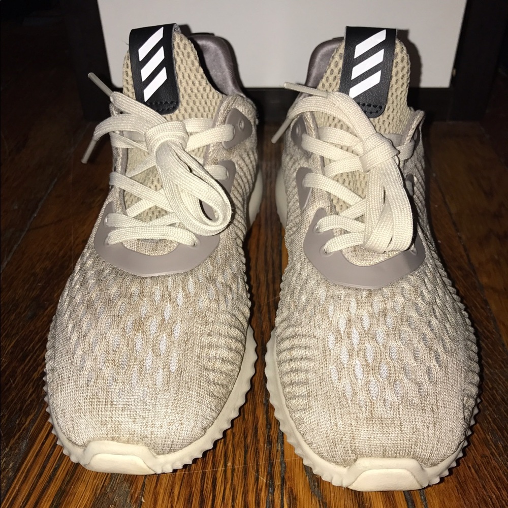 Adidas Alphabounce Oatmeal color