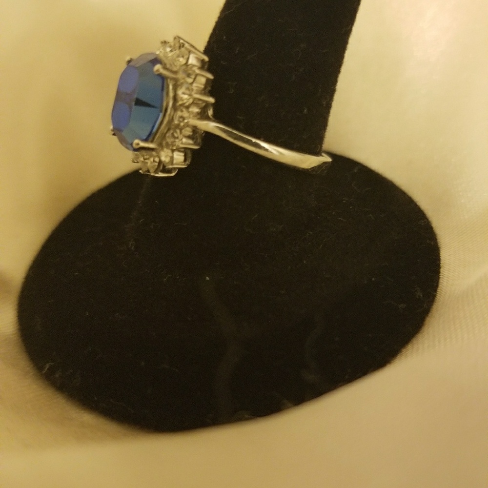 Sterling silver Blue gemstone ring - Picture 2 of 4