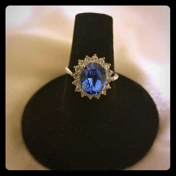 Jewelry - Sterling silver Blue gemstone ring
