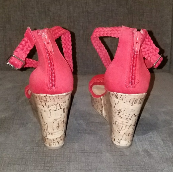 Cork Wedges - Picture 4 of 7