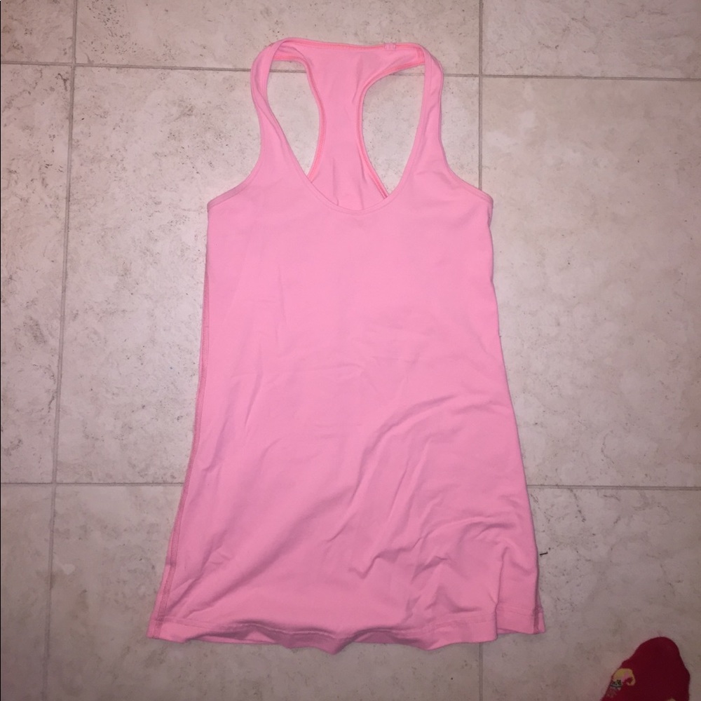 Lululemon coral pink tank