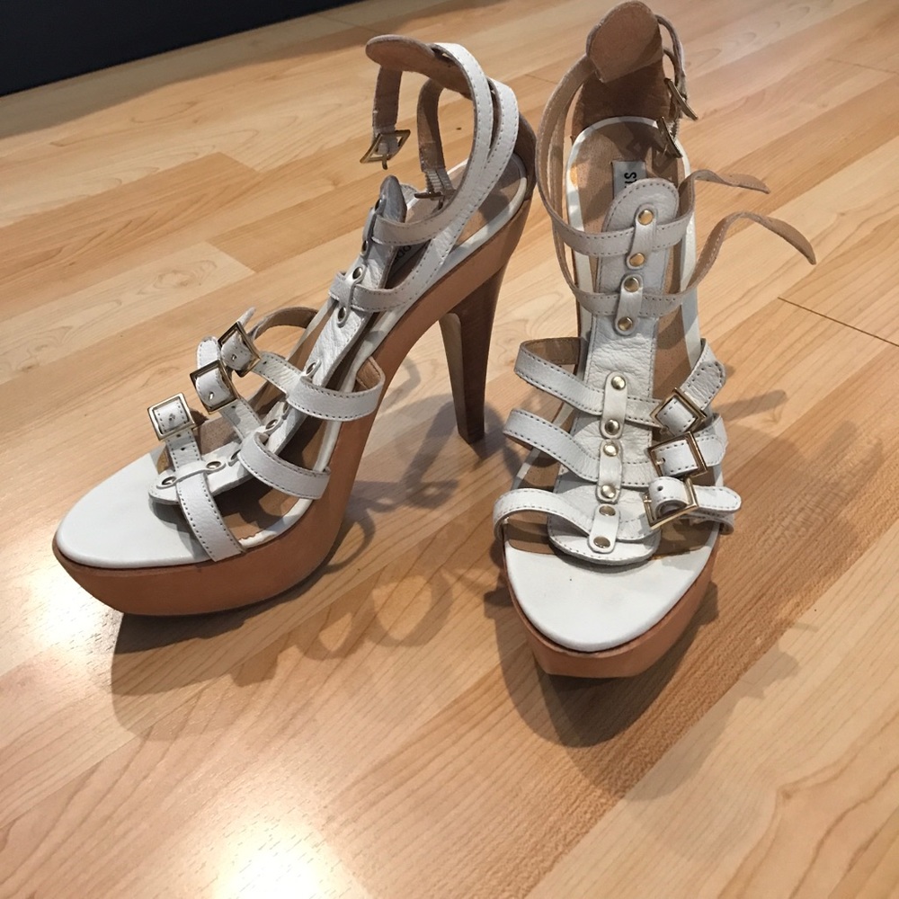 Steve Madden sandals
