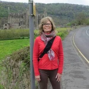 Meet your Posher, Leslie