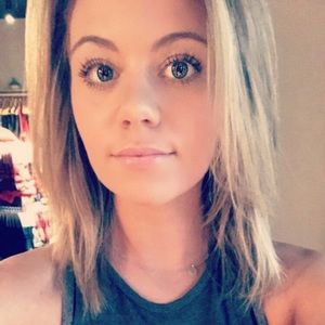 Meet your Posher, Joanna