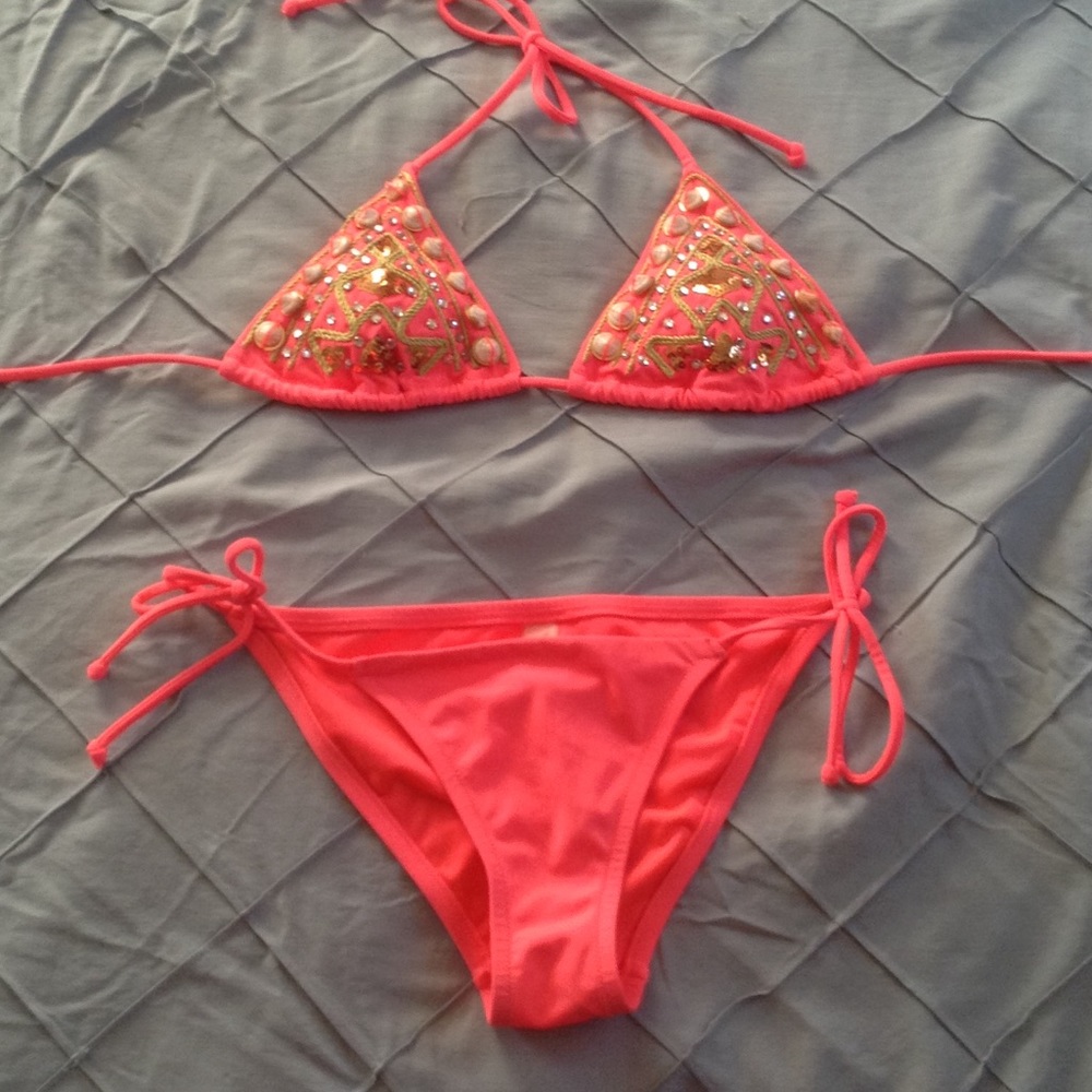 Victoria Secret bikini
