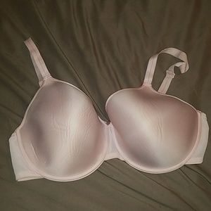 Chantelle bra