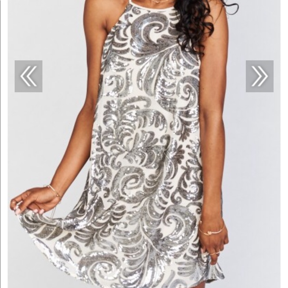 Show me your mumu Gomez