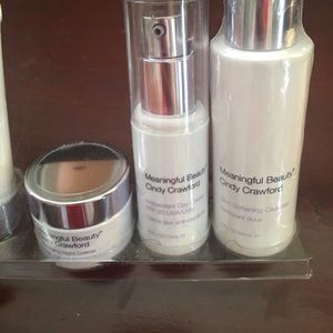 Cindy Crawford new never open