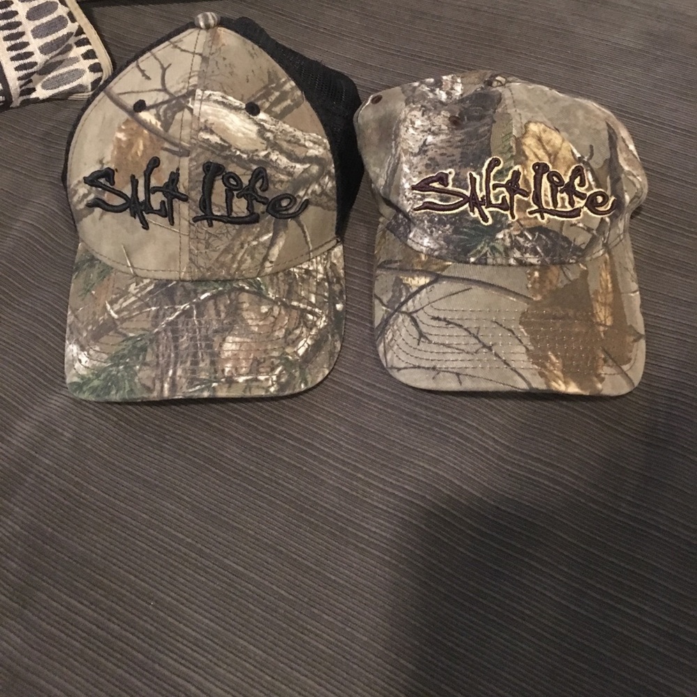 2 camo salt life hats