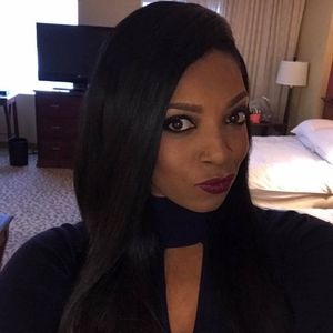 Meet your Posher, Alicia