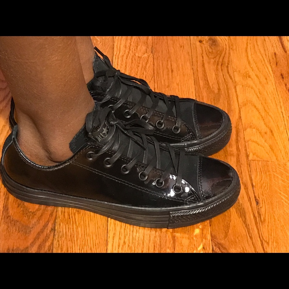 🔥Patent Leather Converse Chuck Taylors🔥