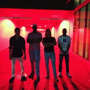 Meet your Posher, Max