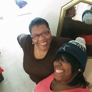 Meet your Posher, Joyce