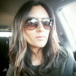 Meet your Posher, Adriana