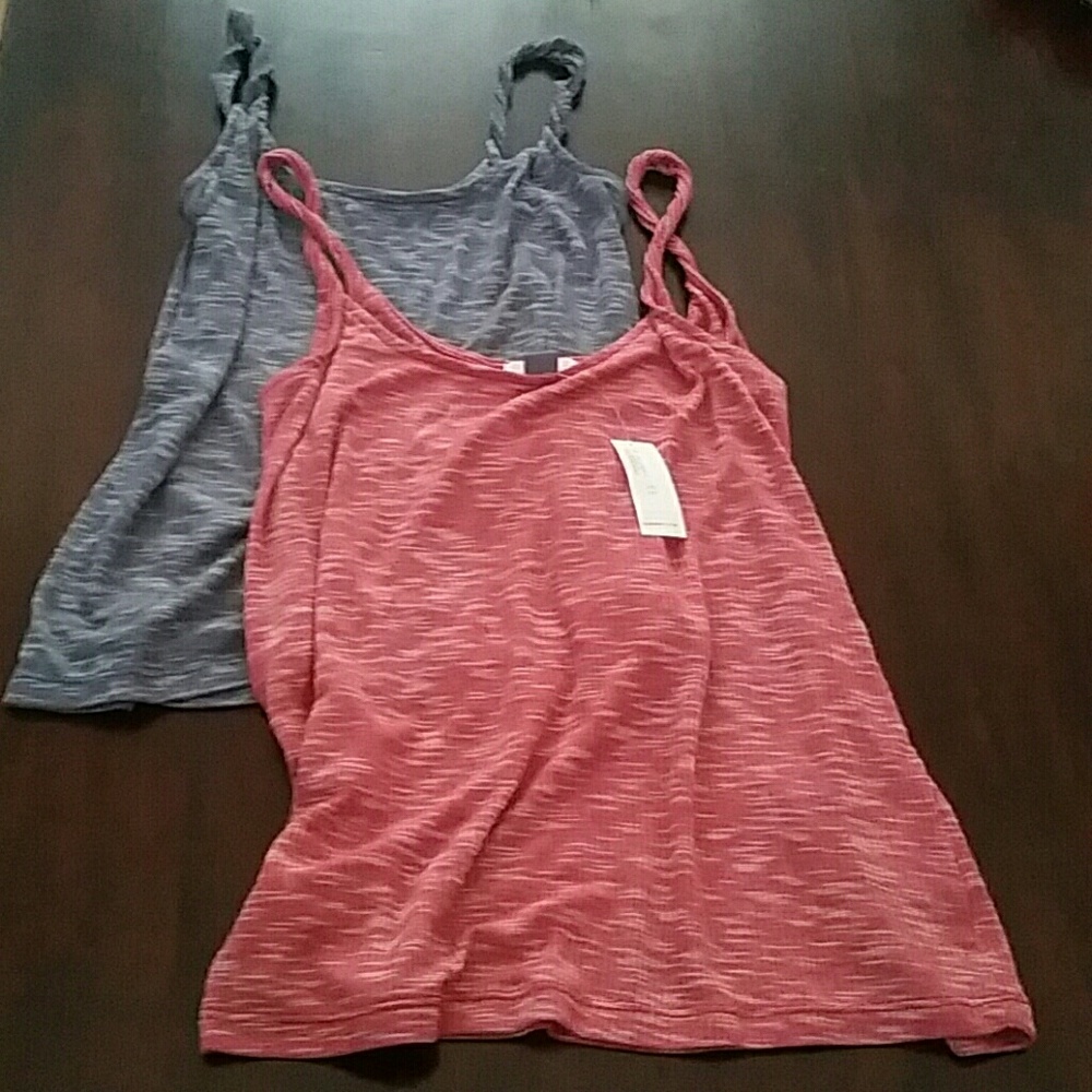 Old Navy space-dye, twist strap tanks. 2 tops.