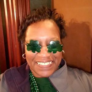 Meet your Posher, Bernadette