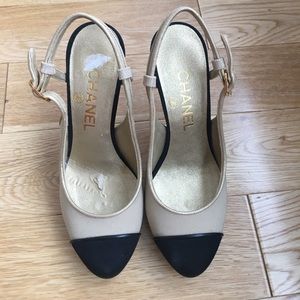 **SOLD** CHANEL captoe slingback heels