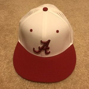Nike flat hat