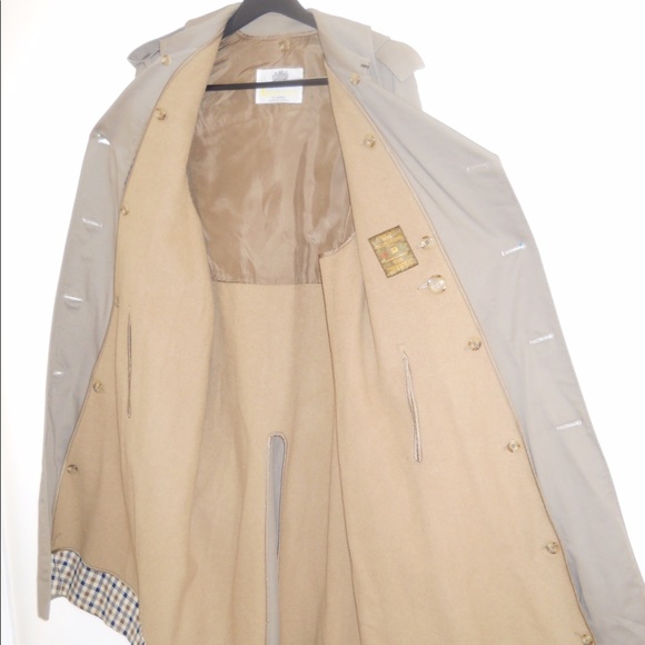 Aquascutum  Men's Trench Coat - Picture 3 of 4