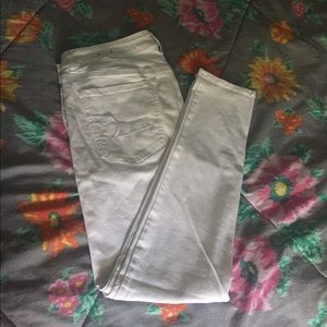 White American Eagle Jeggings