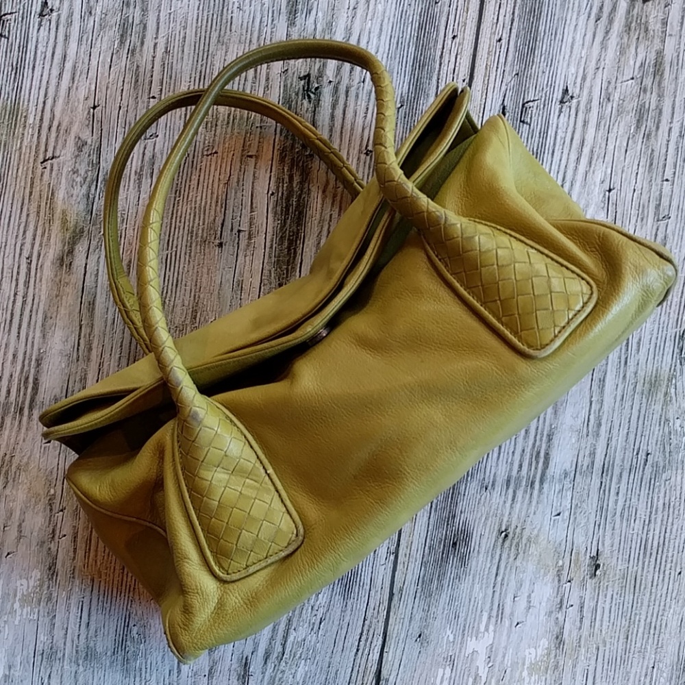 Bottega Veneta handbag green leather