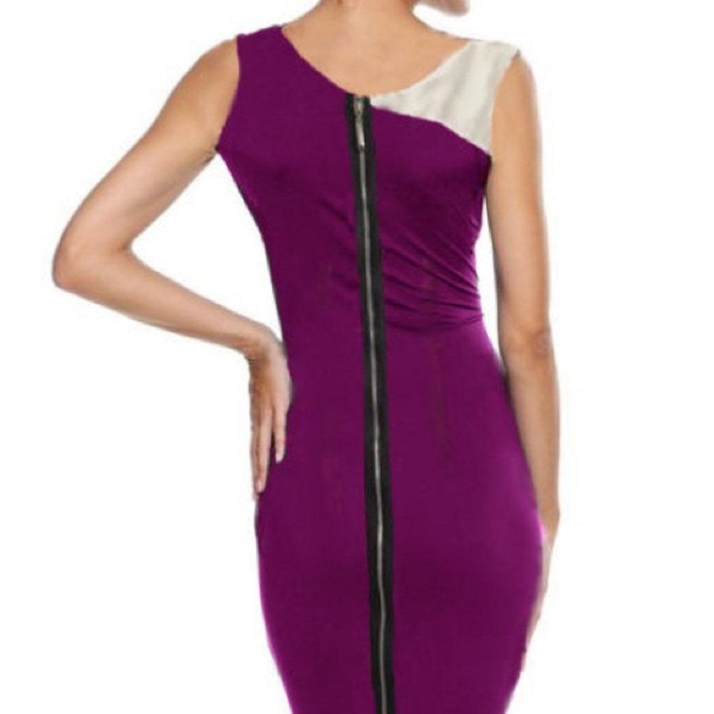 purple pencil bodycon dress /white sleeve Size ps