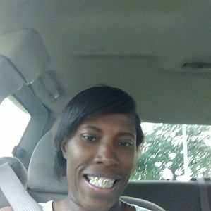 Meet your Posher, Felicia