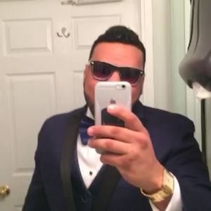 Meet your Posher, Carlos