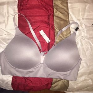 Victoria secret lightly lined bra
