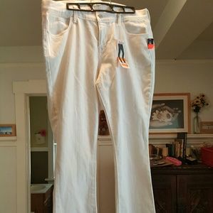Old Navy white jeans