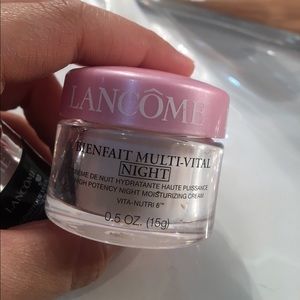 Lancome! Travel Size‼️moisturizing cream
