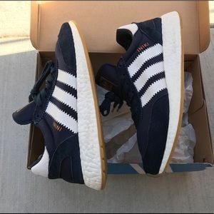 Adidas Iniki Men's 7.