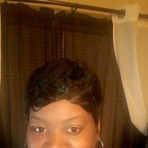 Meet your Posher, Joyce