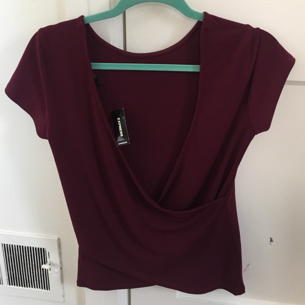 Express Low back shirt