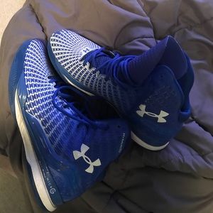 under armour basketball shoes