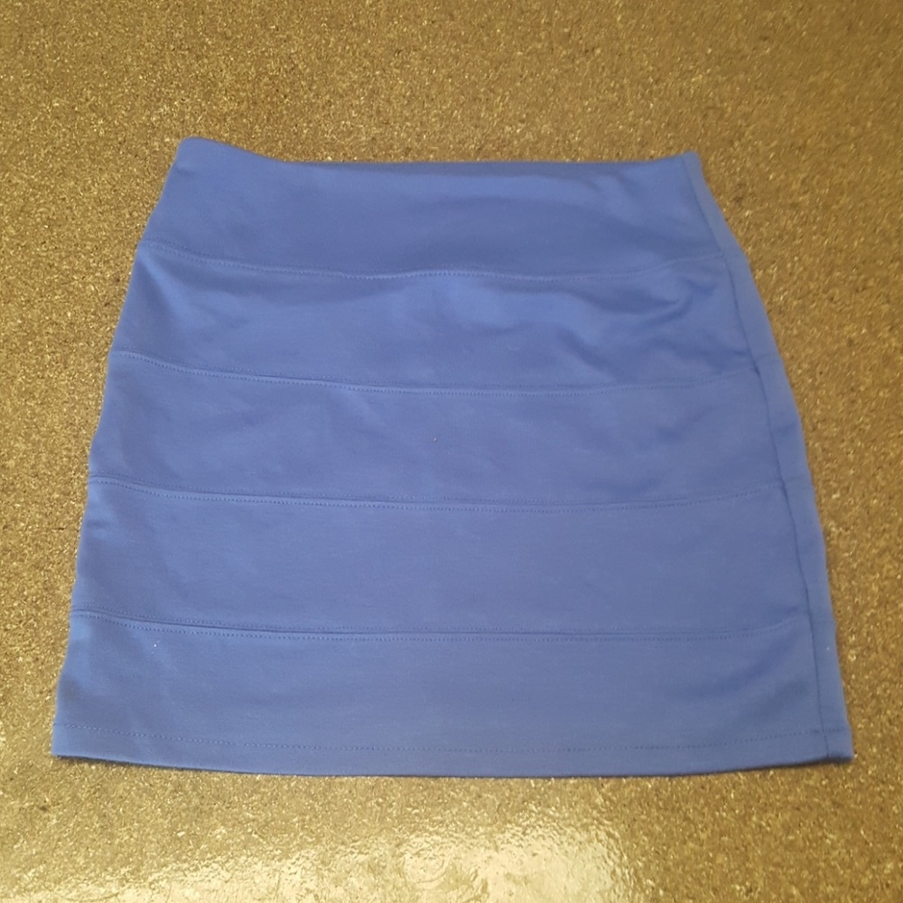 SMALL Light blue mini skirt!