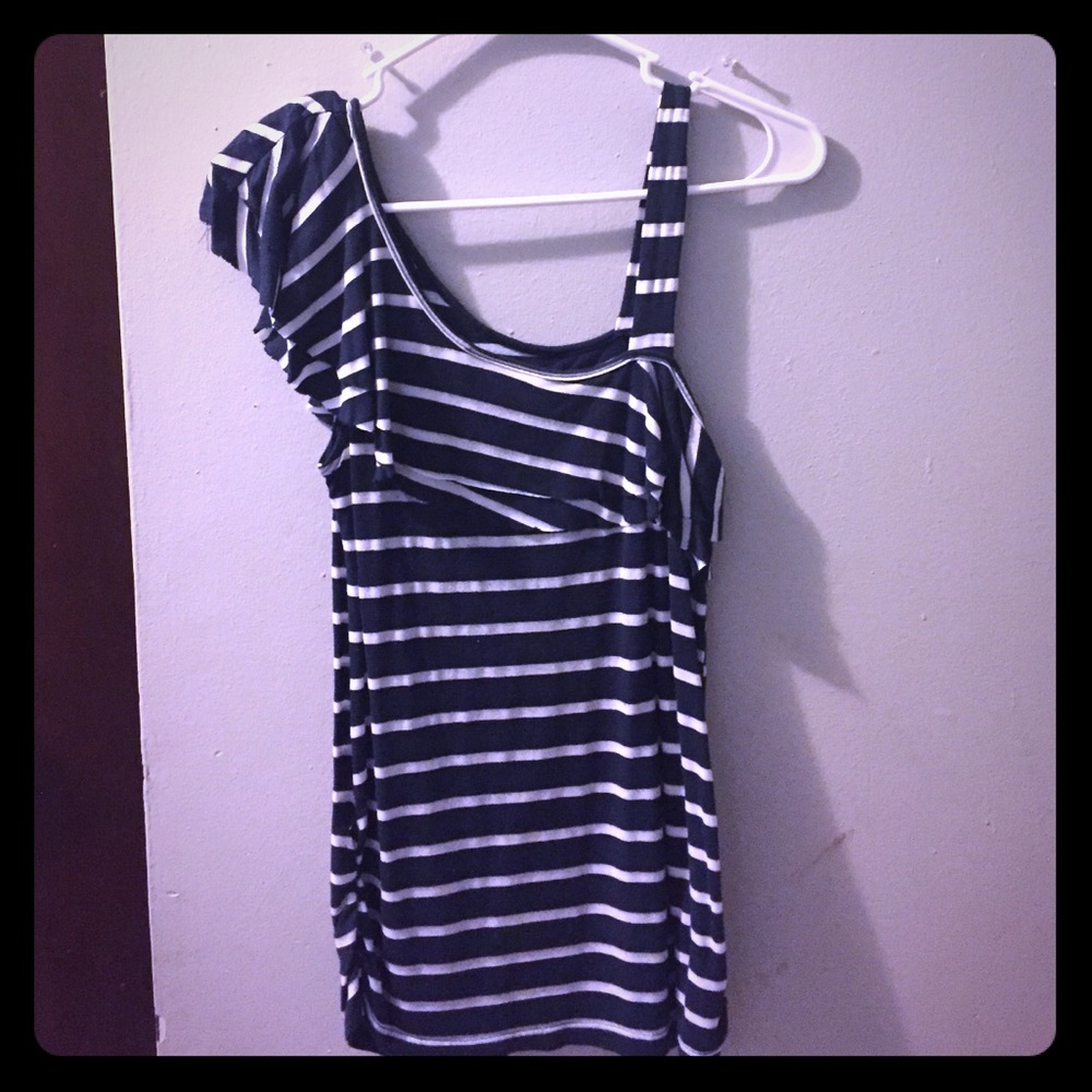 Striped flowy shoulder top