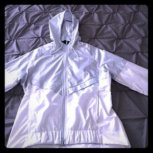 Nike windbreaker PRICE FIRM!