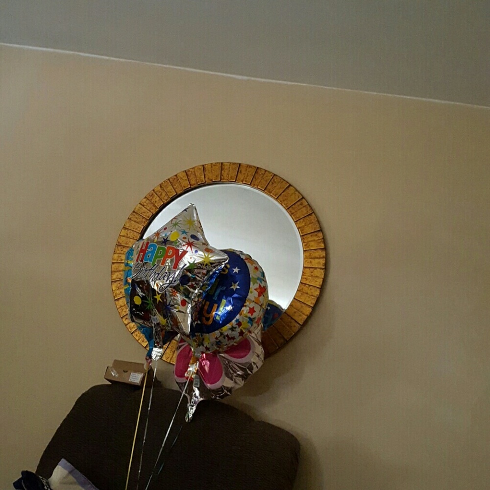 Meet your Posher, Kim