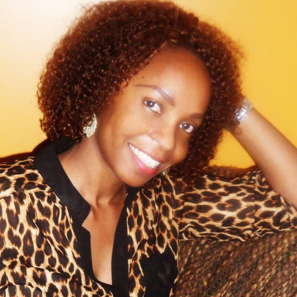 Meet your Posher, Khara