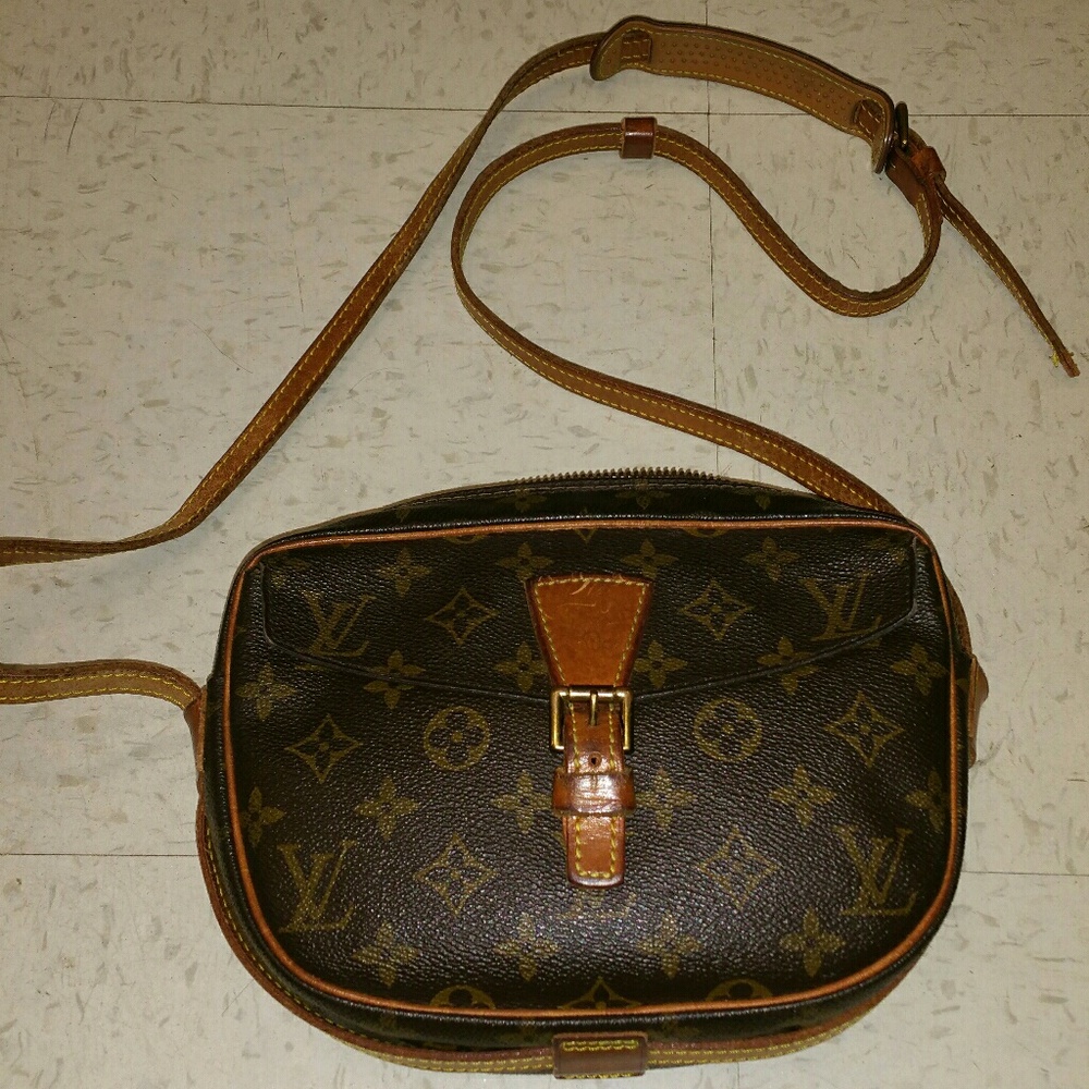 Louis Vuitton Cross Body