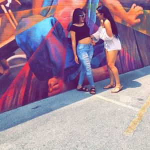 Meet your Posher, Ashley