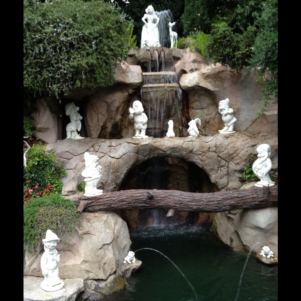 Meet your Posher, Mickey