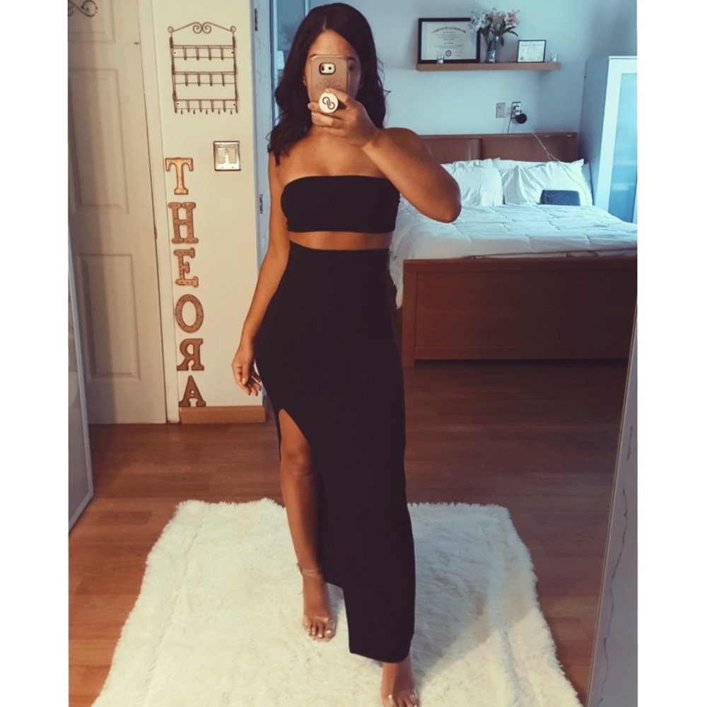 ❌SOLD❌"Must Have" Two Piece Set - Picture 1 of 8