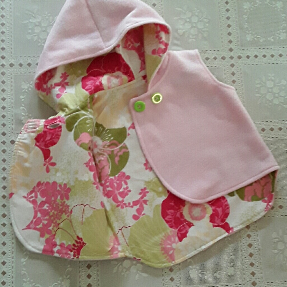 NWOT Pixie Dust Designs car seat vest w/ Hood - Picture 2 of 3