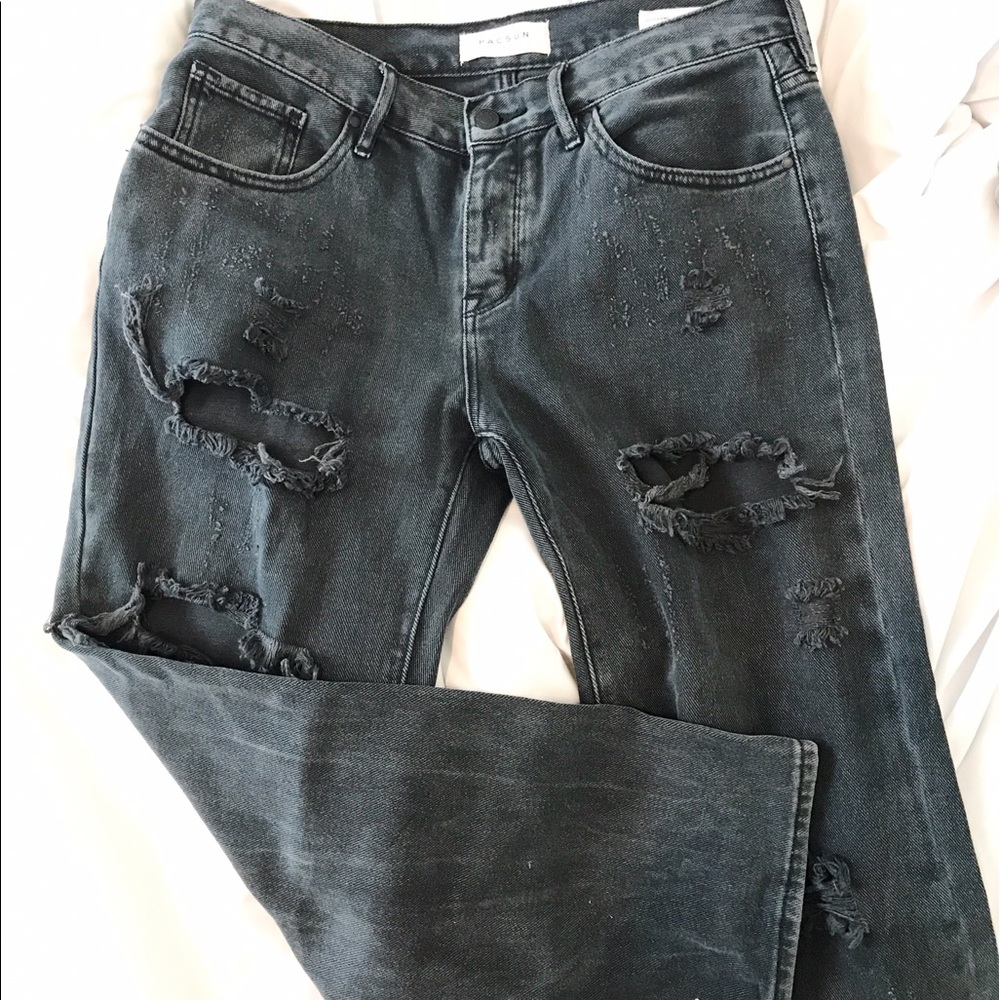🌞🌞Pacsun Ripped boyfriend jeans🌞🌞