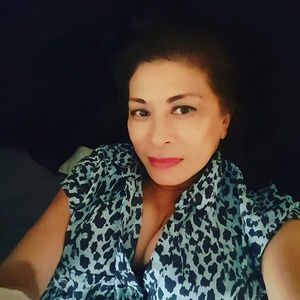 Meet your Posher, Rowena