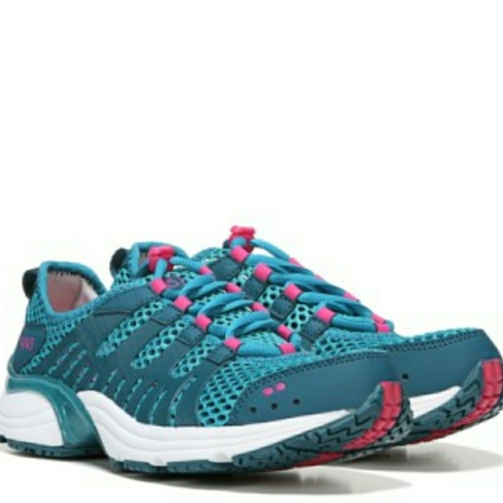 Ryka Watersport 2