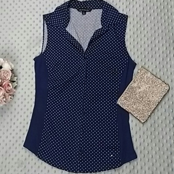 Zac & Rachel Tops - Zac & Rachel button down polka dot blouse