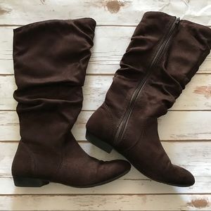 Brown boots